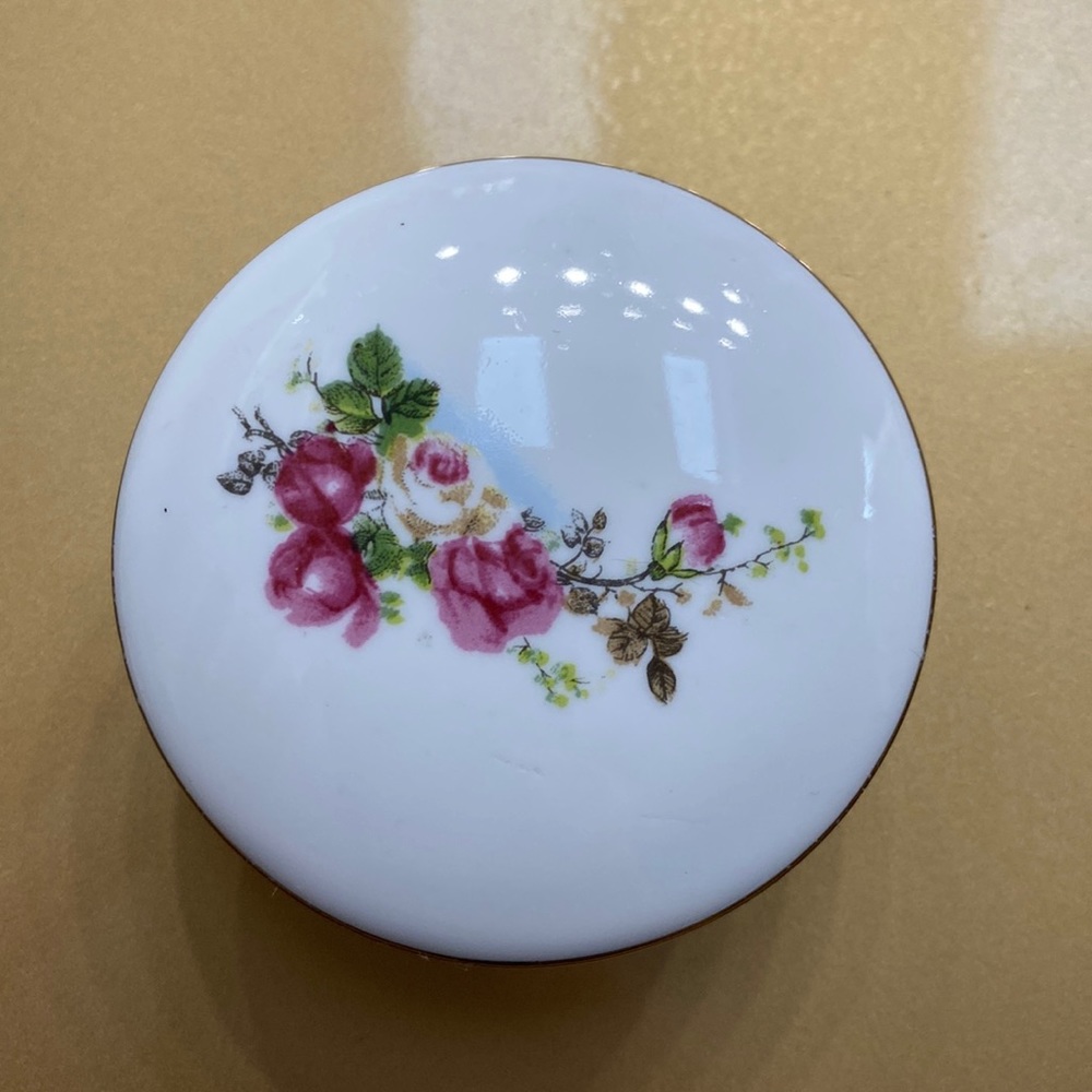 Porcelain Trinket with Rose details in lid